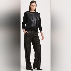 Aqua black sweater size L